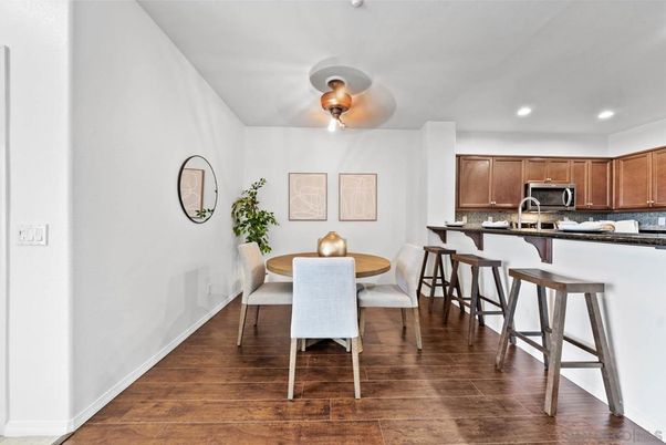 Dining room, Interior, Kitchen, Recessed Lighting, Wood Texture Flooring
