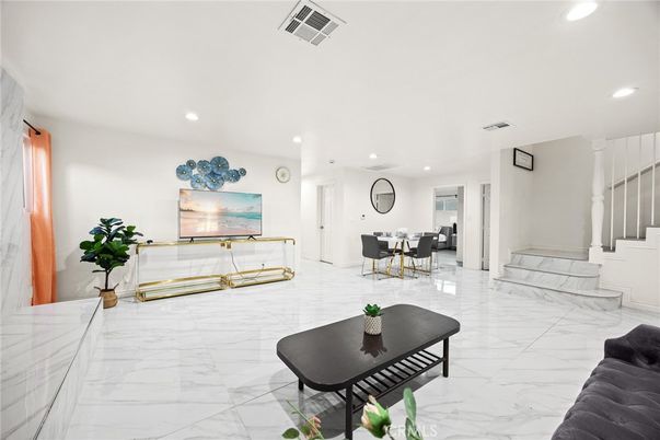 Dining room, Interior, Living room, Marble, Recessed Lighting