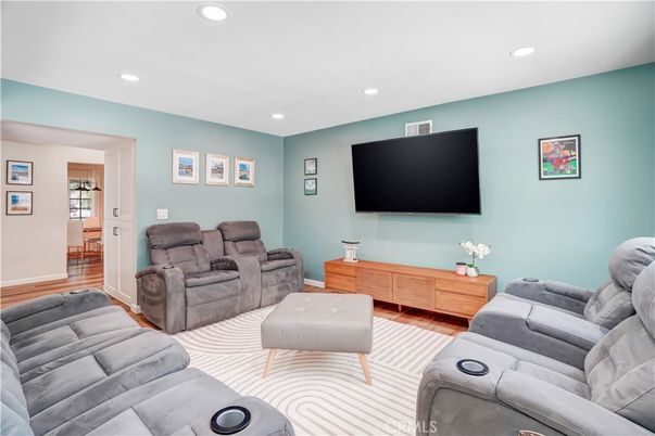 Home Theatre Room, Interior, Living room, Recessed Lighting, Theatre Room, Wood Texture Flooring
