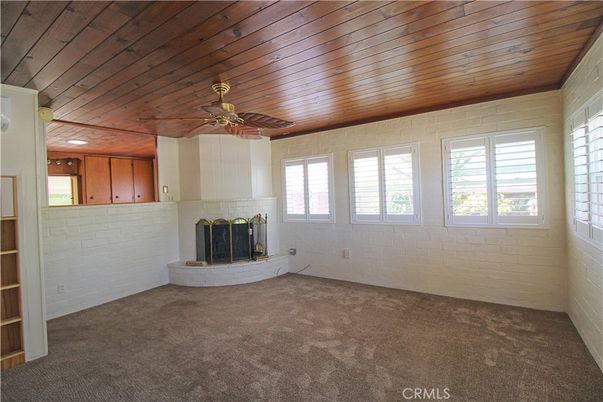 Empty room, Fireplace, Interior, Wooden Ceilings