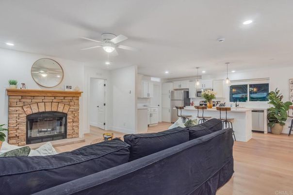 Fireplace, Interior, Kitchen, Pendant Lights, Recessed Lighting, Wood Texture Flooring