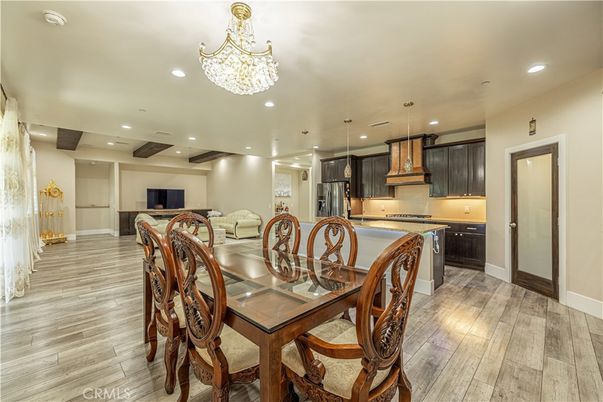 Chandelier, Dining room, Interior, Kitchen, Pendant Lights, Recessed Lighting, Wood Texture Flooring