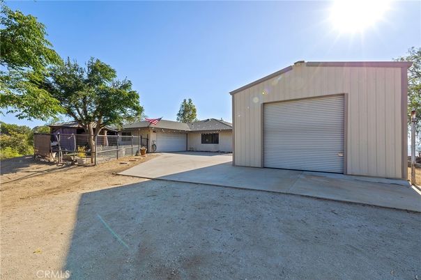 Backyard, Detached Garage, Exterior