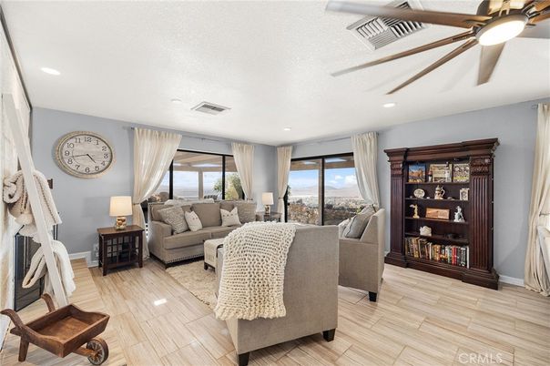 Interior, Living room, Recessed Lighting, Water, Wood Texture Flooring