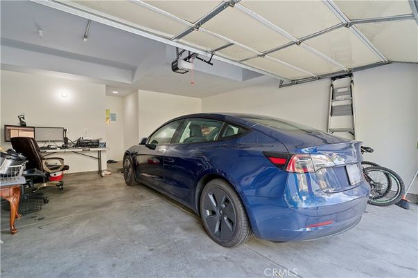 Garage, Interior, Recessed Lighting