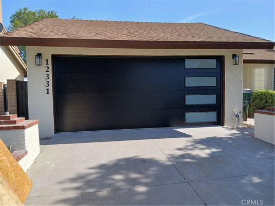 Detached Garage, Exterior