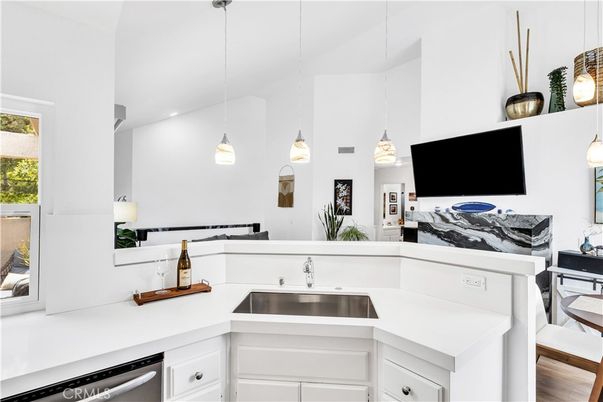 Interior, Kitchen, Pendant Lights, Recessed Lighting