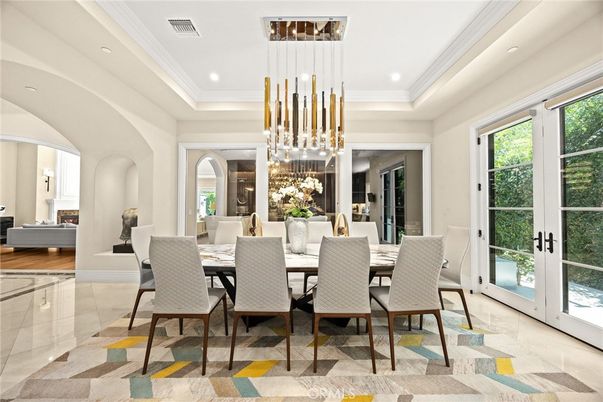 Dining room, Interior, Pendant Lights, Recessed Lighting