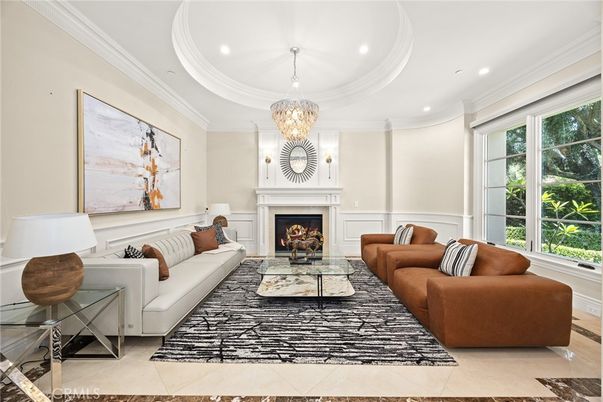 Chandelier, Fireplace, Interior, Living room, Recessed Lighting