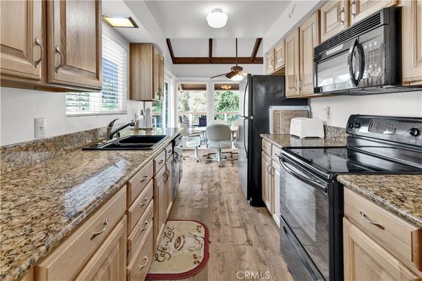 Dining room, Interior, Kitchen, Pendant Lights, Wood Texture Flooring