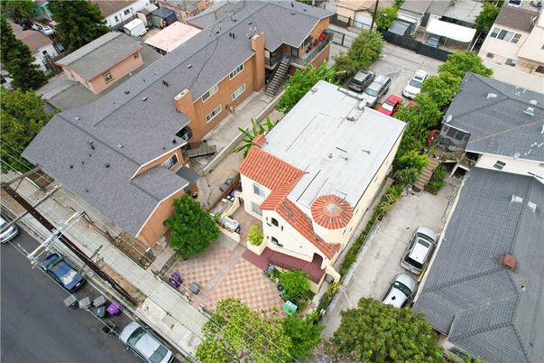 Exterior, Drone