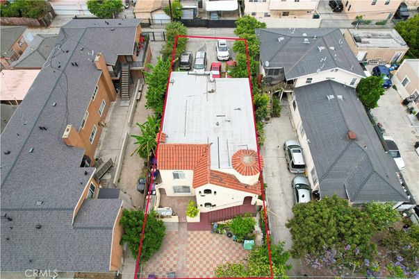 Exterior, Drone