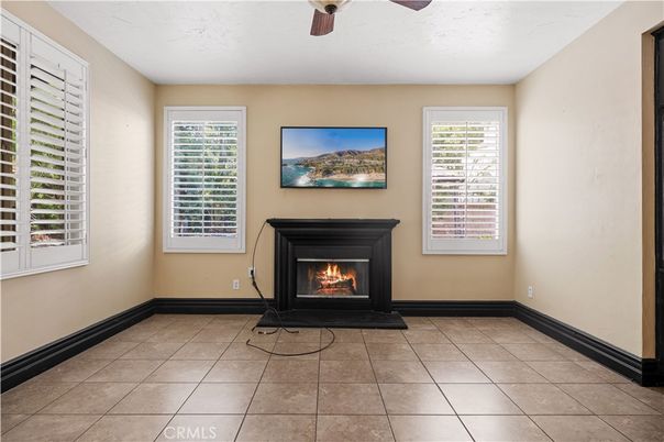 Empty room, Fireplace, Interior