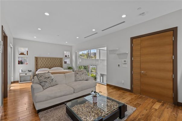 Bedroom, Interior, Living room, Recessed Lighting, Wood Texture Flooring