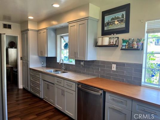 Interior, Kitchen, Recessed Lighting, Wood Texture Flooring