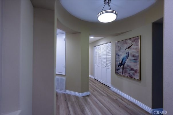 Interior, Pendant Lights, Recessed Lighting, Wood Texture Flooring