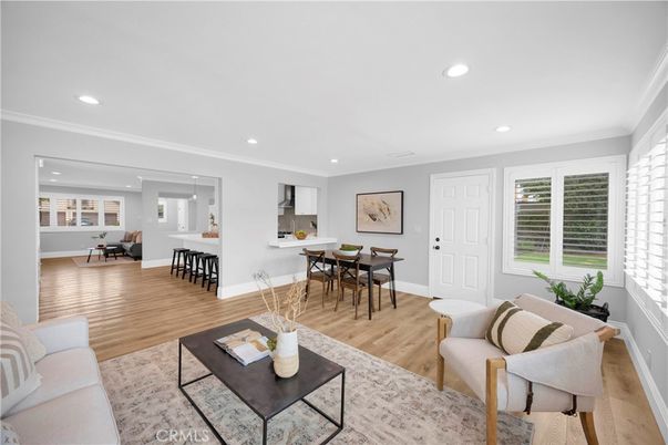 Dining room, Interior, Living room, Pendant Lights, Recessed Lighting, Wood Texture Flooring
