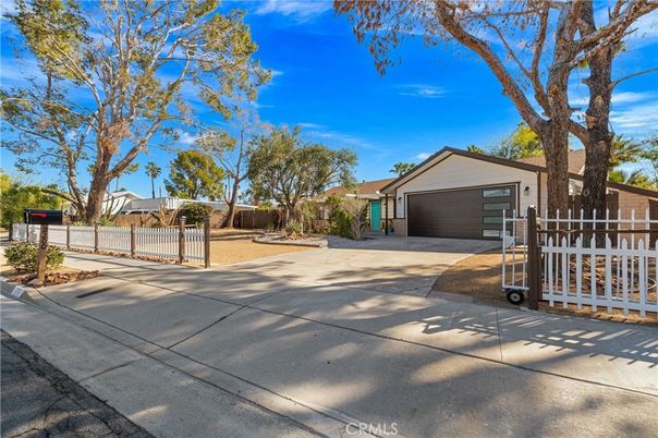 Backyard, Detached Garage, Exterior