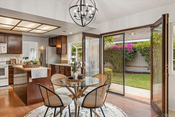 Chandelier, Dining room, Interior, Kitchen, Recessed Lighting, Wood Texture Flooring
