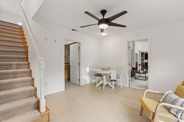 Dining room, Interior