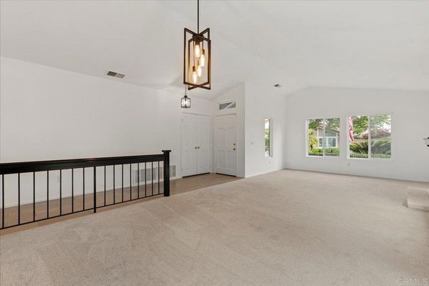 Empty room, Interior, Pendant Lights