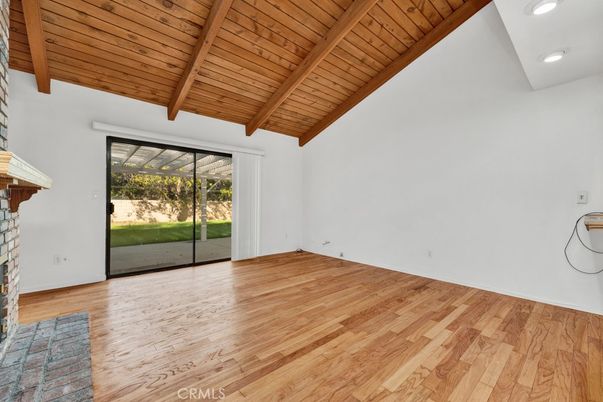 Empty room, Interior, Recessed Lighting, Wooden Beams, Wooden Ceilings, Wood Texture Flooring