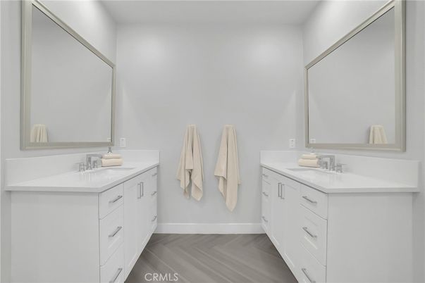 Bathroom, Dual Sink Vanities, Interior, Wood Texture Flooring