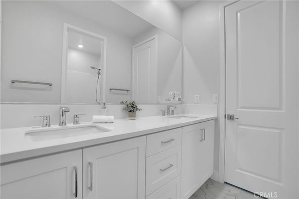 Bathroom, Dual Sink Vanities, Interior, Marble, Recessed Lighting