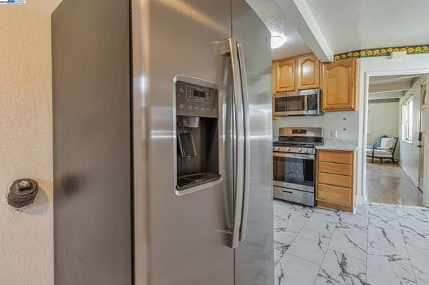 Interior, Kitchen, Marble, Stainless Steel Appliances