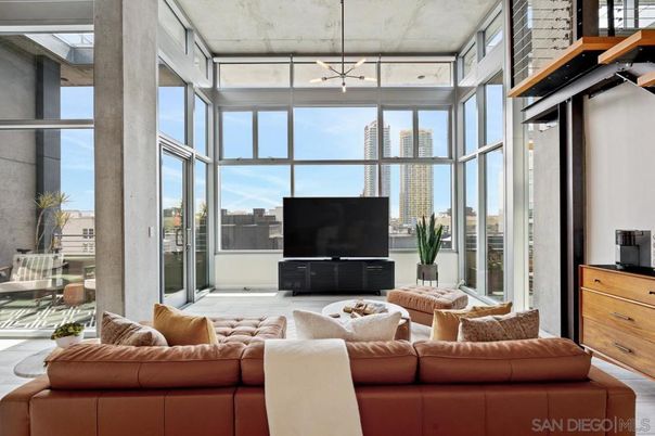 Interior, Living room, Pendant Lights