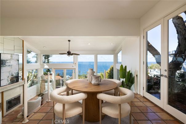 Dining room, Fireplace, Interior, Recessed Lighting, Water