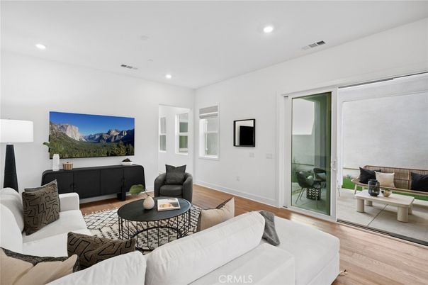 Interior, Living room, Recessed Lighting, Wood Texture Flooring