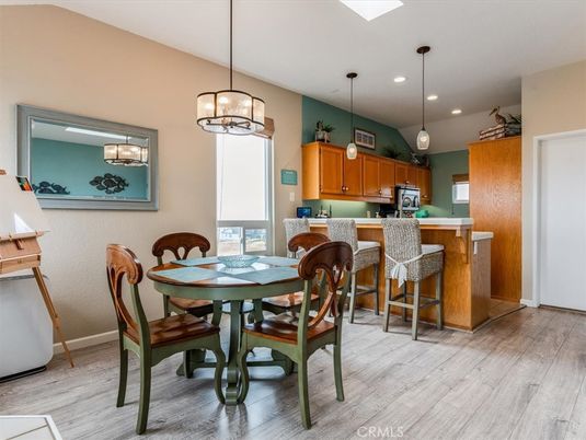 Dining room, Interior, Kitchen, Pendant Lights, Recessed Lighting, Wood Texture Flooring