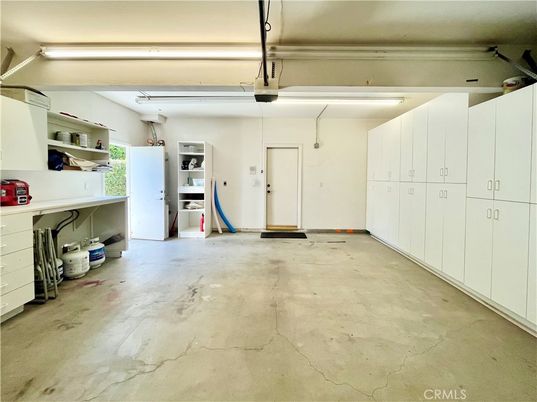 Garage, Interior