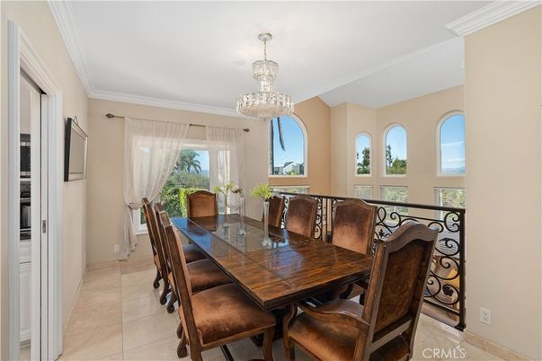 Chandelier, Dining room, Interior