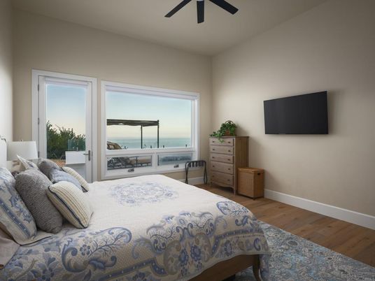 Bedroom, Interior, Water, Wood Texture Flooring