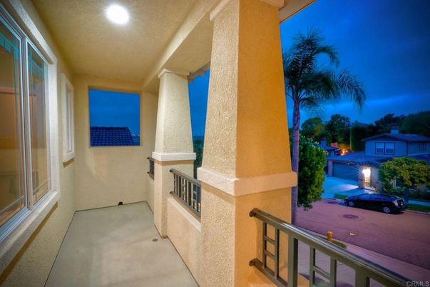 Exterior, Recessed Lighting