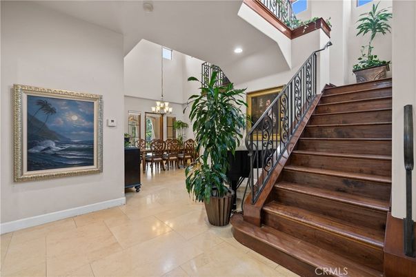 Chandelier, Dining room, Interior, Recessed Lighting