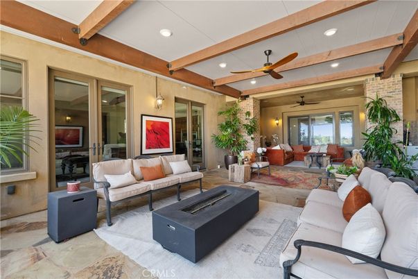 Exterior, Living room, Recessed Lighting, Wooden Beams