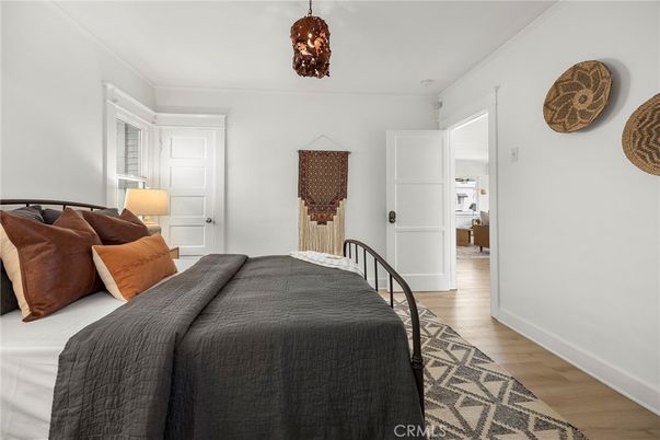 Bedroom, Interior, Pendant Lights, Wood Texture Flooring