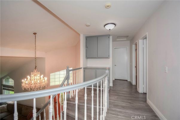 Chandelier, Interior, Wood Texture Flooring