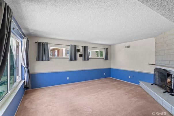 Empty room, Fireplace, Interior