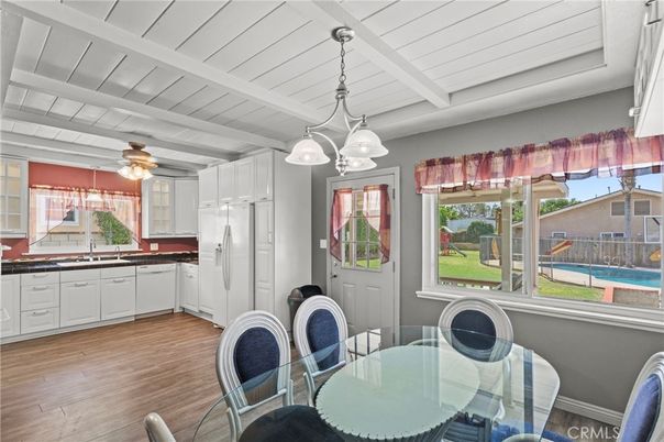 Dining room, Interior, Kitchen, Pendant Lights, Wood Texture Flooring