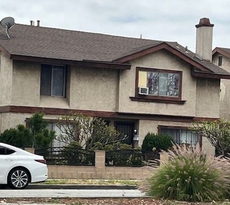 Exterior, Facade, Ranch