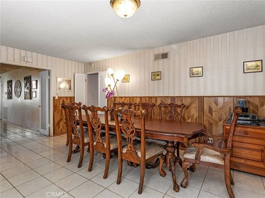 Dining room, Interior