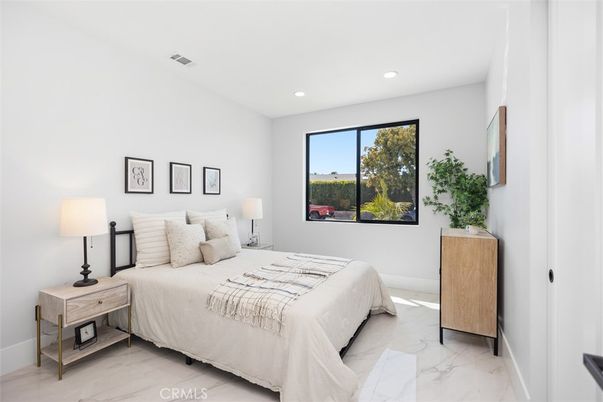 Bedroom, Interior, Marble, Recessed Lighting