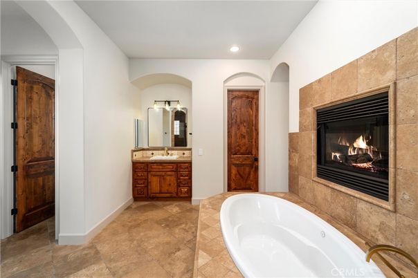 Bathroom, Fireplace, Interior, Recessed Lighting