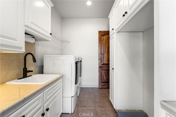 Interior, Recessed Lighting, Washer