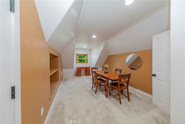 Dining room, Interior, Recessed Lighting