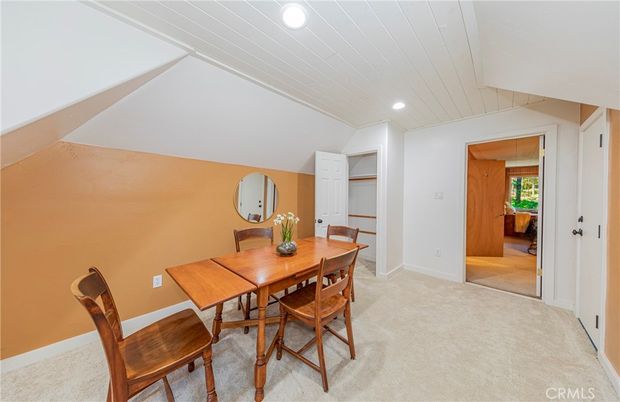 Dining room, Interior, Recessed Lighting